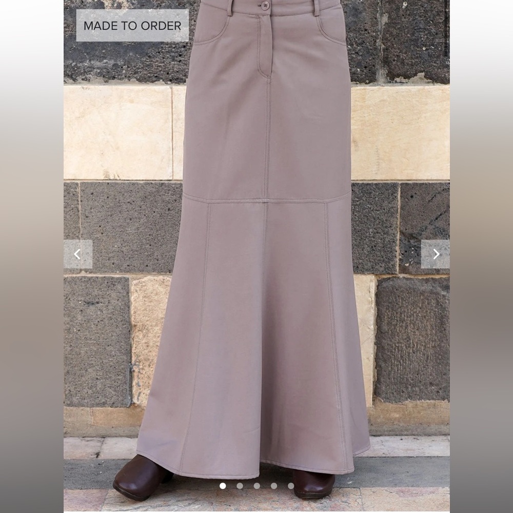 Pouch Pocket Paneled Skirt